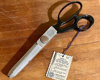 Vintage Model A Wiss Pinking Shears