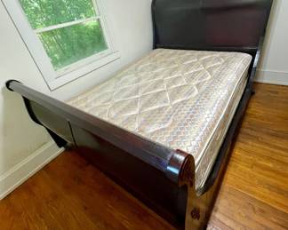 ANTIQUE SLEIGH BED