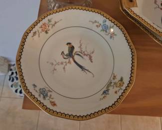 THEODORE HAVILAND PATTERN FINE CHINA