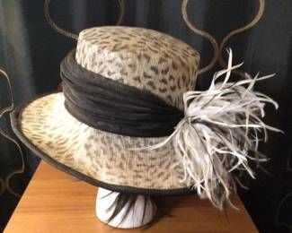 Elegant hat