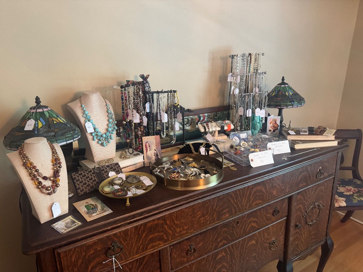 Costume & vintage jewelry, stainglass lamps