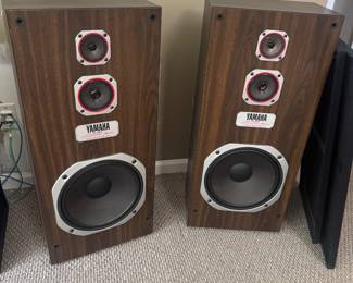 V intage Yamaha NS A300 Speakers