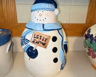 Snowman Ceramic Cookie Jar 'LET IT SNOW'