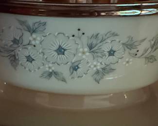 Lenox Windsong Gravy Boat with Attached Underplate