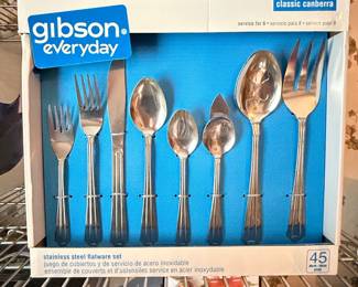 Gibson Home Classic Canberra Stainless Steel 45 Piece Flatware Set