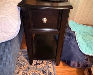 Breegin Chairside End Table