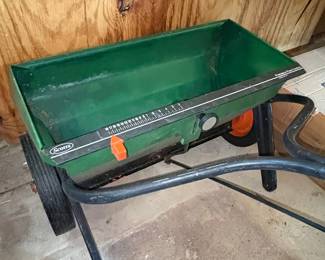 Scotts Precision Flow Control Broadcast Spreader
