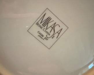 Mikasa Joy CAG06 Bone China Dinnerware Set
