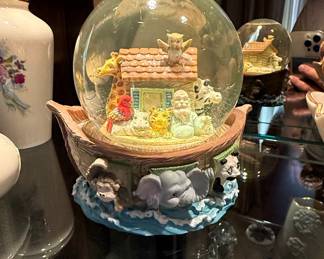 Noah's Ark Musical Snow Globe with Animals