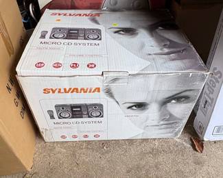 Sylvania SRCD744 Micro CD System