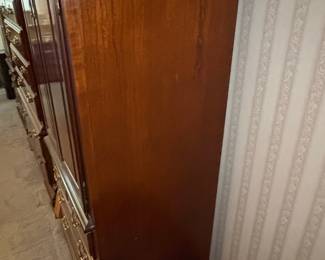 Thomasville Furniture Collector's Cherry Traditional Style 43" Pediment Clothing Armoire