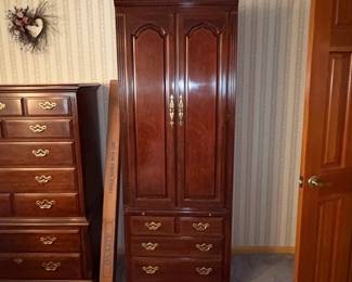 Thomasville Furniture Collector's Cherry Traditional Style 43" Pediment Clothing Armoire