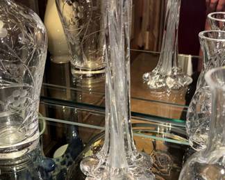 Vintage Clear Swirl Twisted Art Glass Bud Vase with Petal Elephant Foot