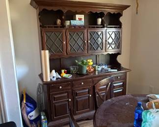 Ethan Allen Old Tavern Dark Wood China Hutch