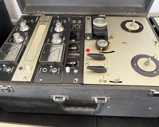 Akai M ReeltoReel Tape Recorder