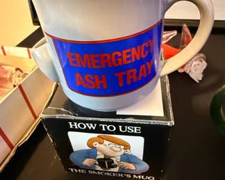 Morrow The Smokers Mug Emergency Ashtray Mug