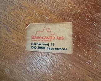 Here is the label for the bed table