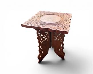 32 HandCarvedScallopedWoodSideTablewVineInlaidMedallion