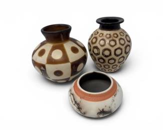 151 3pcCeramicPotteryAssortmentStudioVasesSignedHorsehairBowl