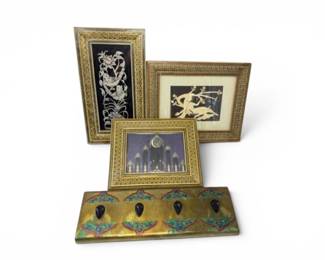 144 GeometricMotifFramedArtworksFloralBrassHookRack4pc