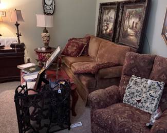 Nice Furniture and Paintings