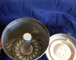 Lot 11: Assorted Metal Bundt Pans and Baking Molds with Lidded Canister
