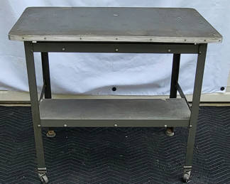 Lot 100: Vintage Industrial Metal Work Station
