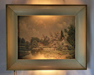 Lot 102: Vintage Mid-Century Helmscene Lighted Art Box