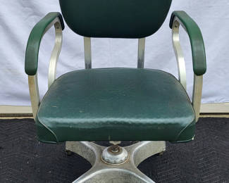 Lot 68: Mid-Century Rolling Swivel Industrial Tanker Chair