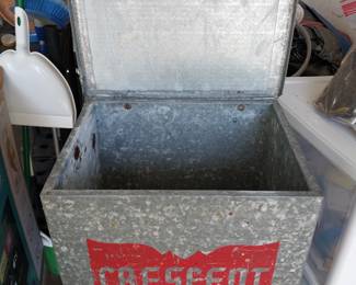 1940-50s Vintage Galvanized Porch Milk Box