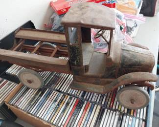 1920s Tank Truck, missing tank