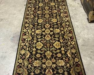 Hand knotted runner
