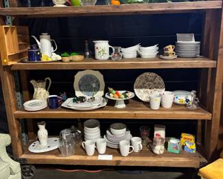 Dishes and accessories