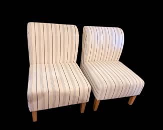 Accent chairs