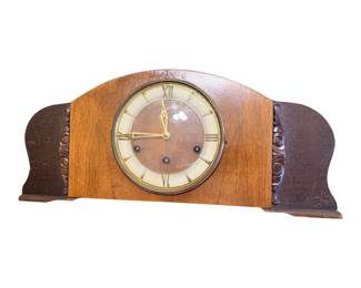Vintage 1920s era mantel clock