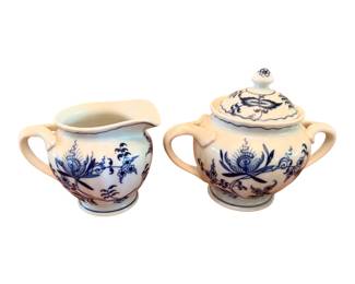 Blue Danube Blue Onion Creamer & Sugar Bowl Japan Blue/White
