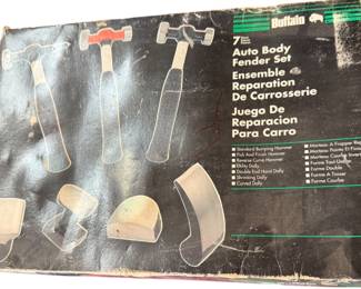Auto body fender set