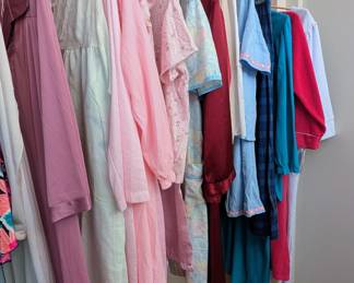Vtg sleepwear 