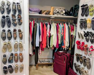 Ladies' closet 