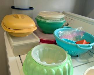 Tupperware 