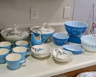 Pyrex and Redwing Pottery 