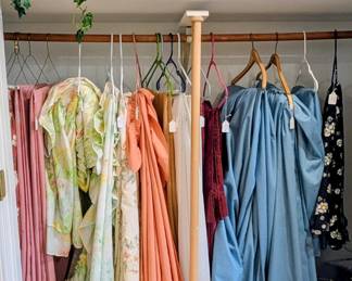 Curtains/Linens