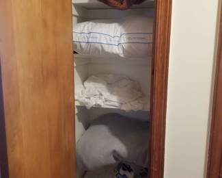 Linens & towels