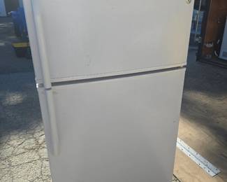 GE top-freezer refrigerator