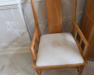 Thomasville Dining Chairs Set Of 8. 2 Arm & 6 No Arm