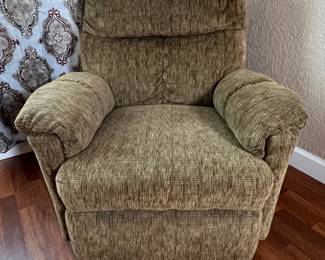 Ashley Furniture Stayfish Rocker Recliner