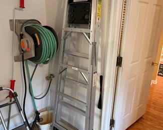 Husky ft. Aluminum Step Ladder