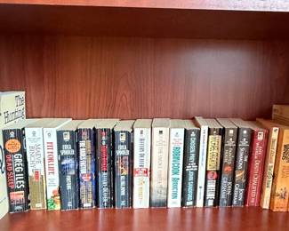 Collection of Paperback Thriller and Mystery Novels by Popular Authors