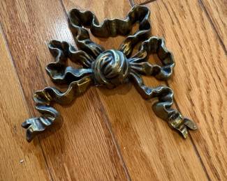Vintage Brass Ribbon Bow Wall Hook