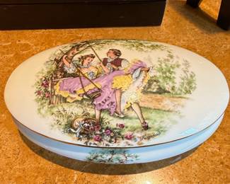 Roland Freyr Limoges Fragonard Porcelain Trinket Box second image